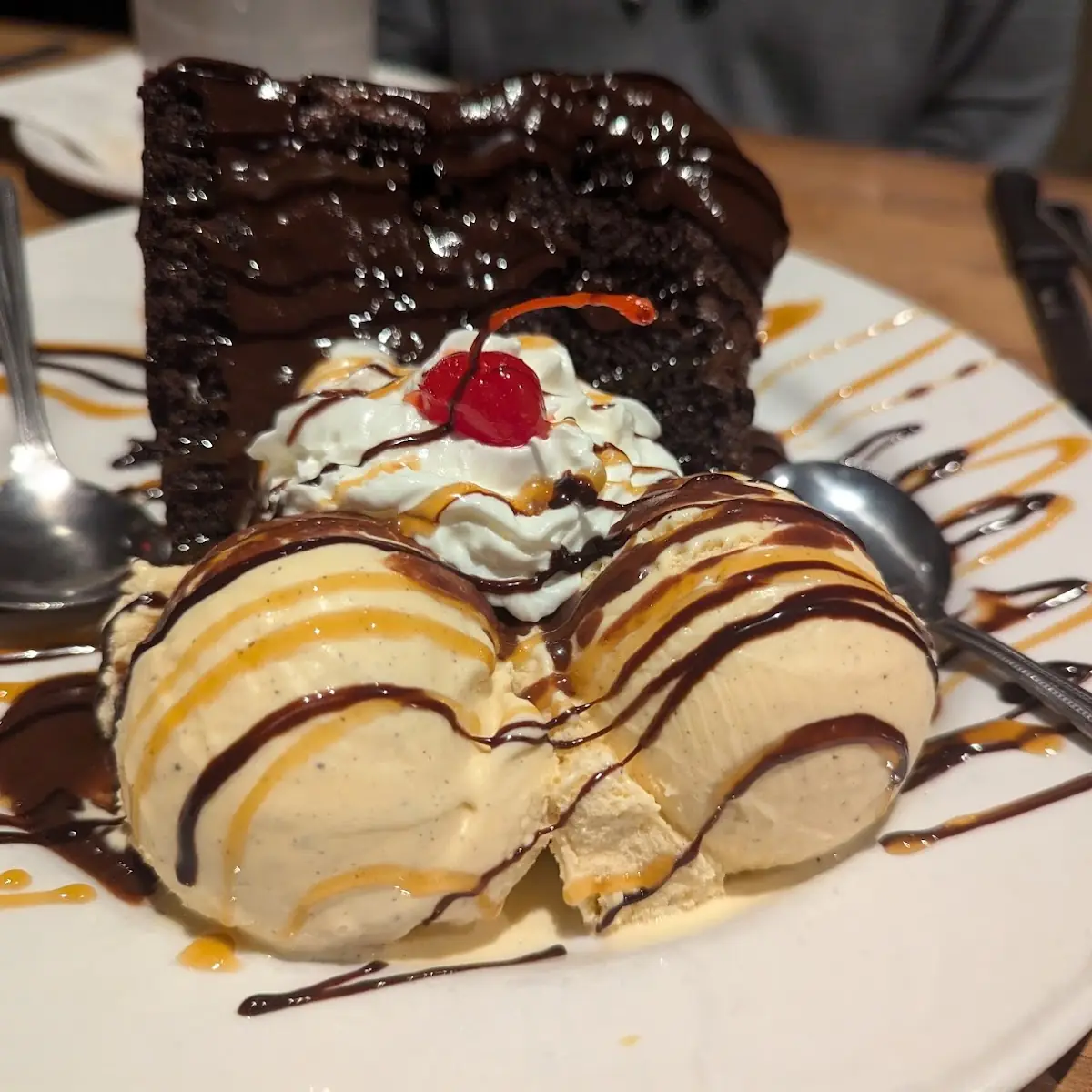 Chocolate Fudge Cake with Ice Cream
