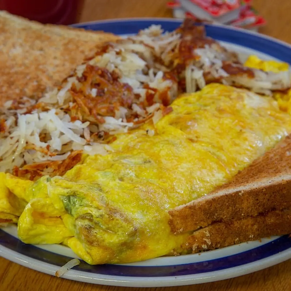 Cheese Omelette Hashbrowns & Toast