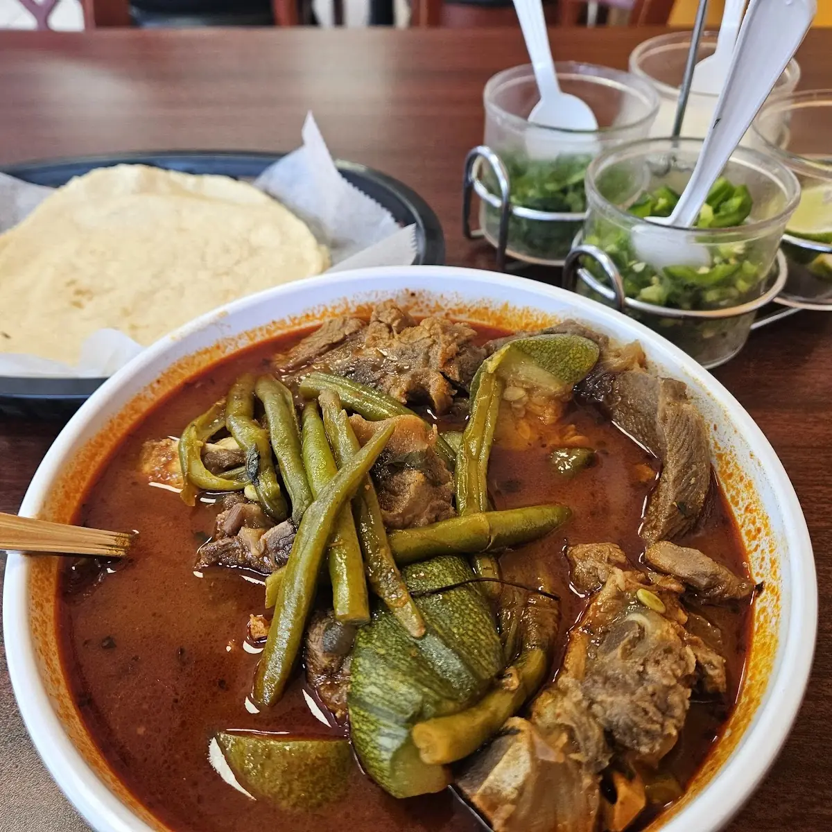 Tostada Suadero/Pulled Beef