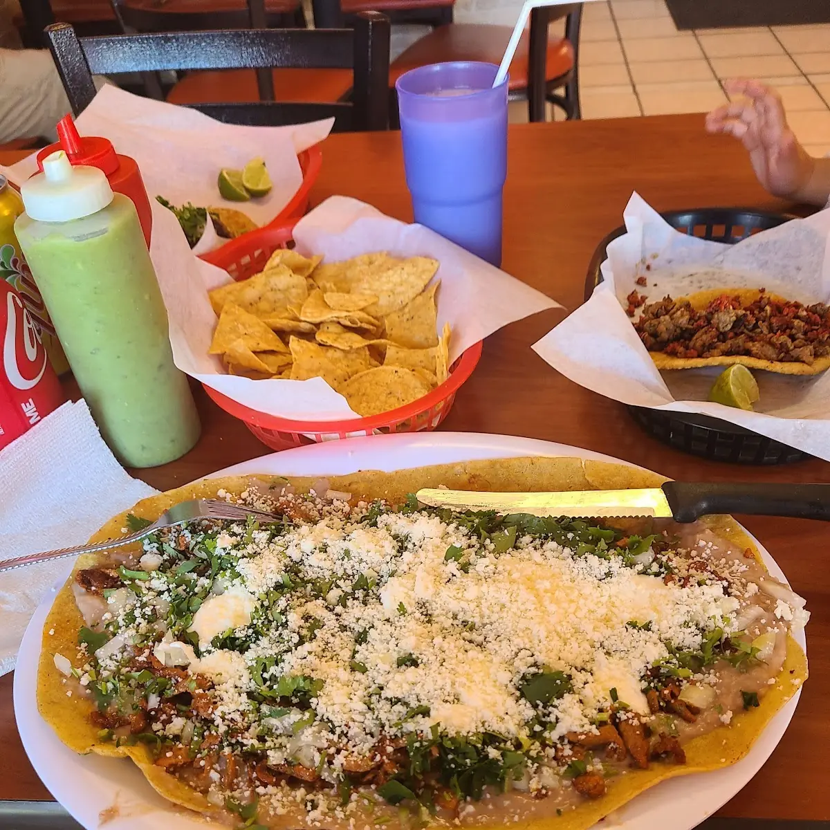 Huarache de Carne Asada