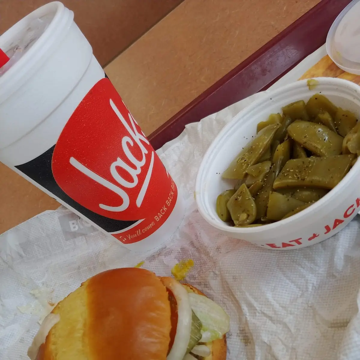 Cheeseburger with Green Beans