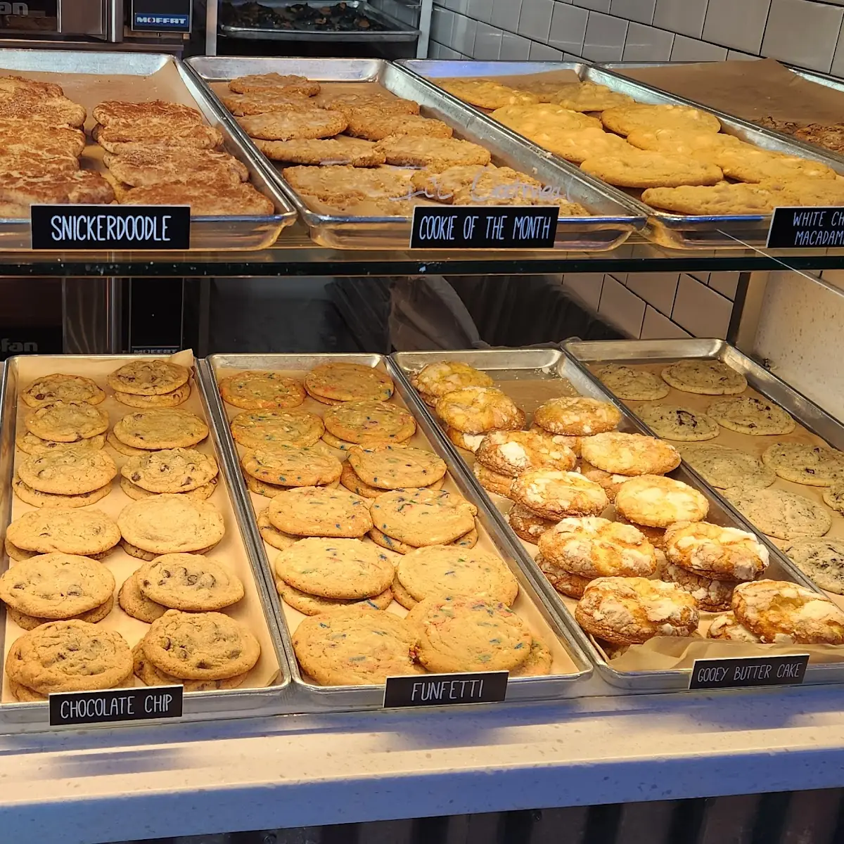 One Dozen Cookies