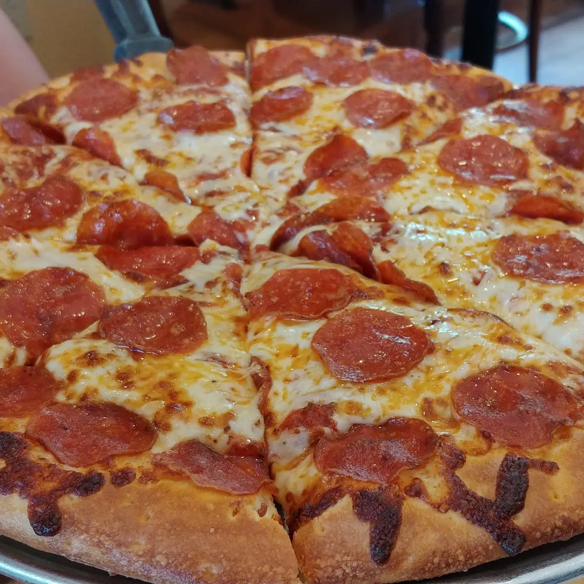 7 Pepperoni Pizza