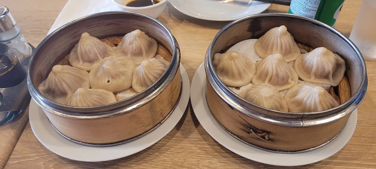 Steamed Bao, Sophie's Noodle House
