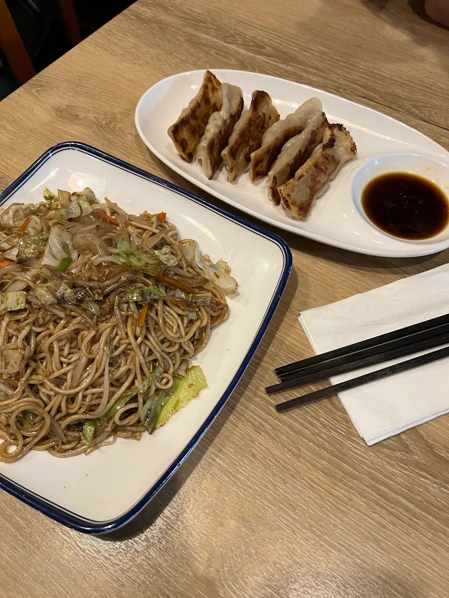 Vegetarian Noodles, Sophie's Noodle House