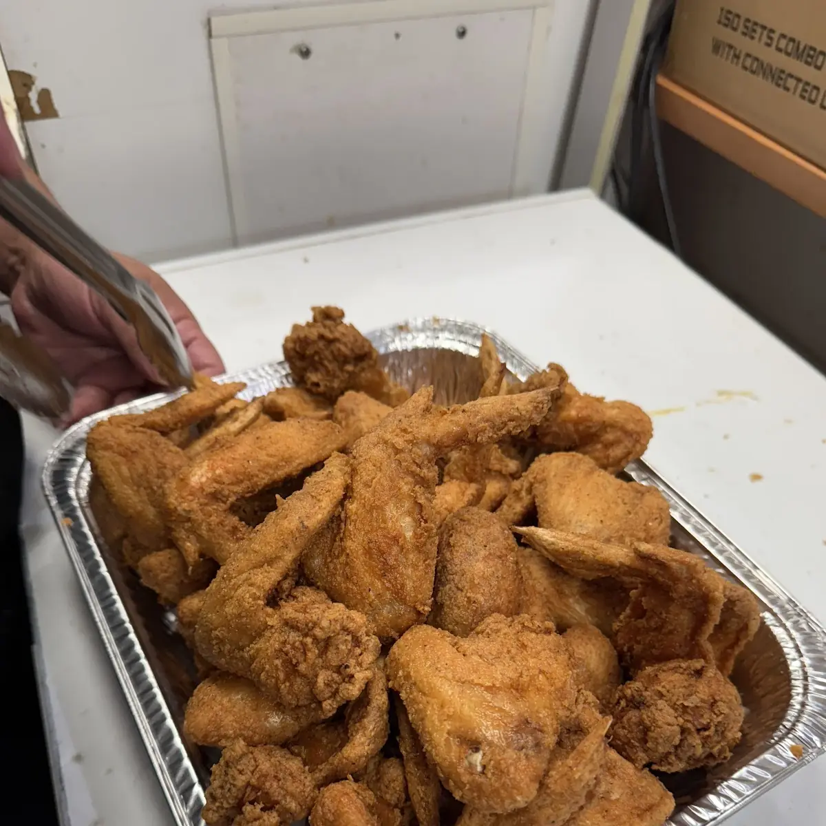 Wings & 8 Catfish Nuggets Combo