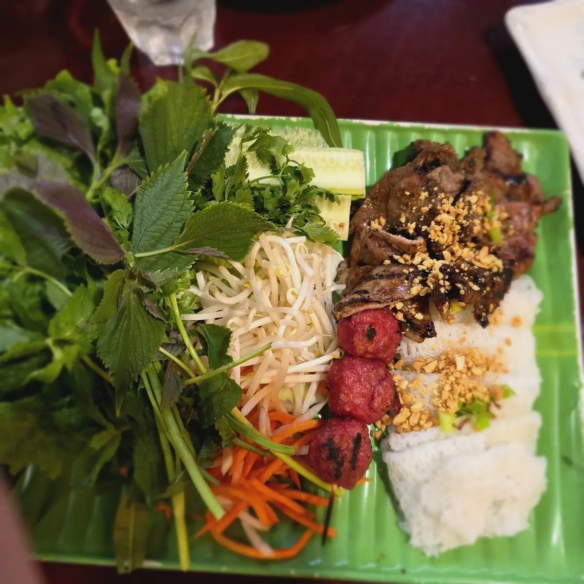M2 Sườn Bò Nướng 香烧牛仔骨