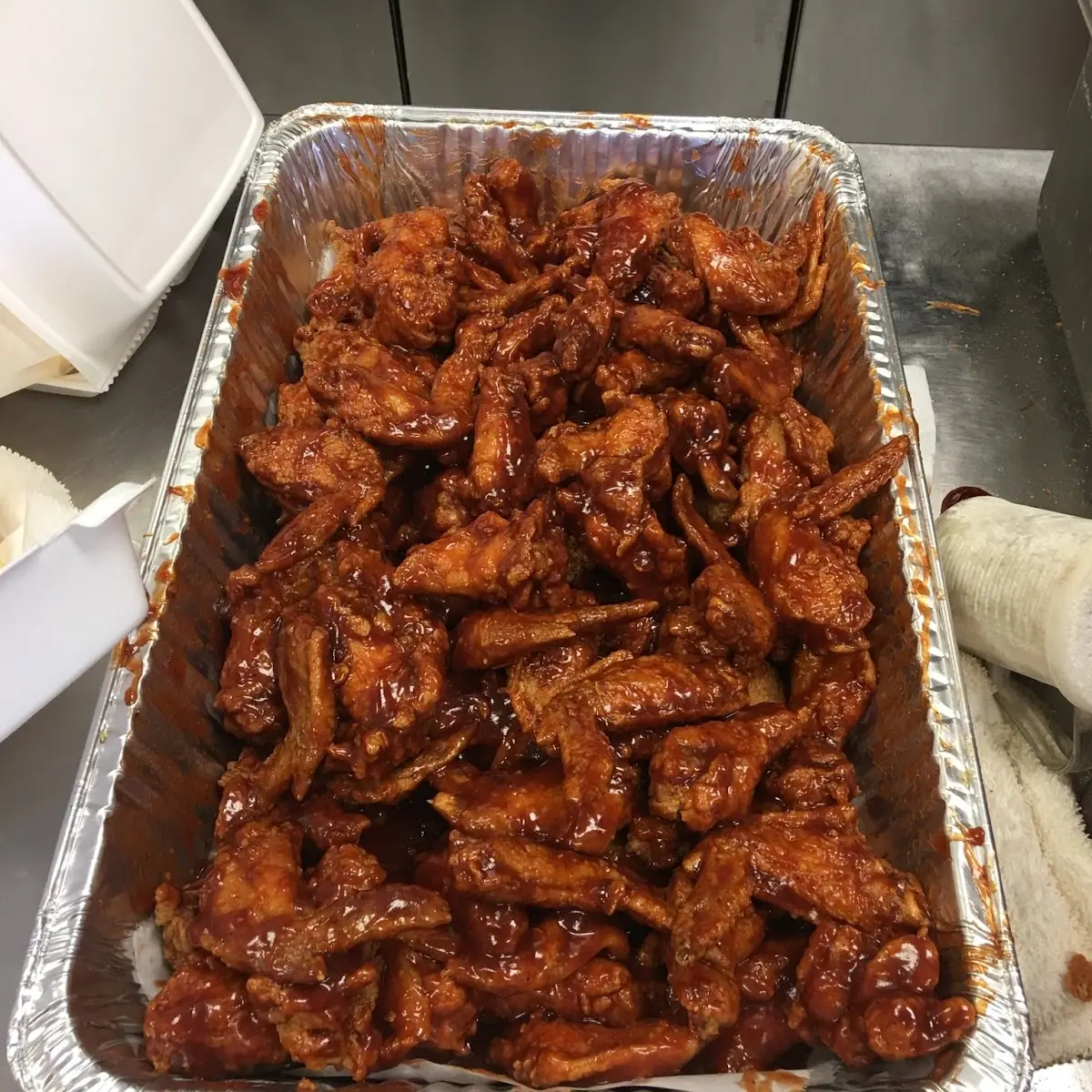100 BBQ Wings