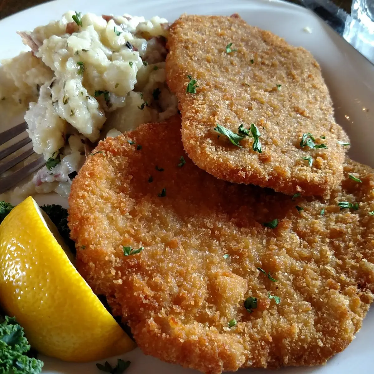 Breaded Pork with Mashed Potatoes