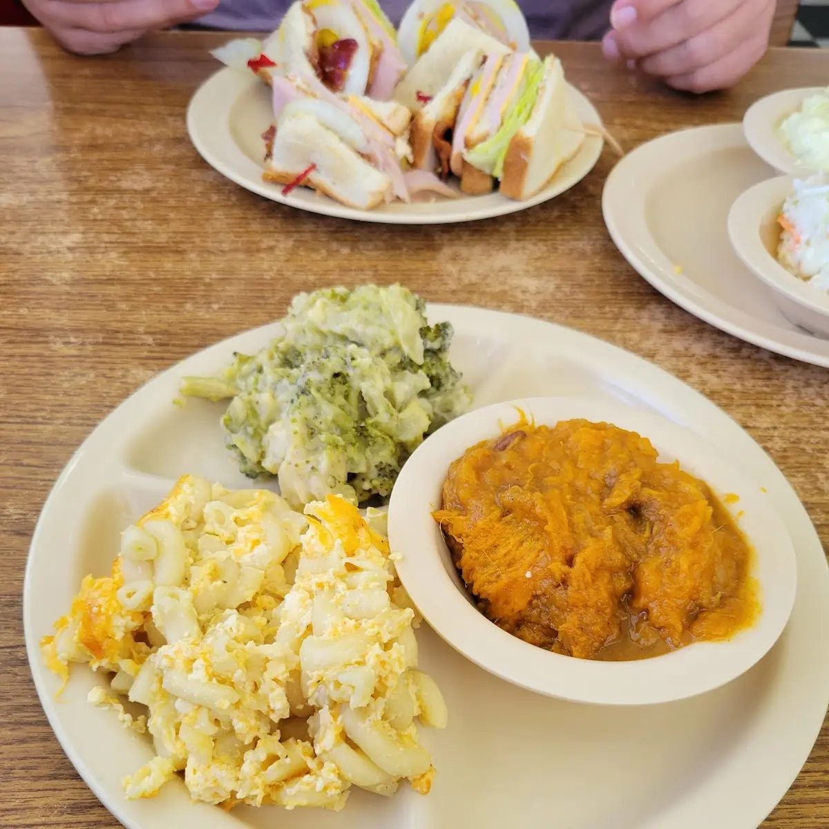 Side Dishes- Broccoli Mac & Cheese