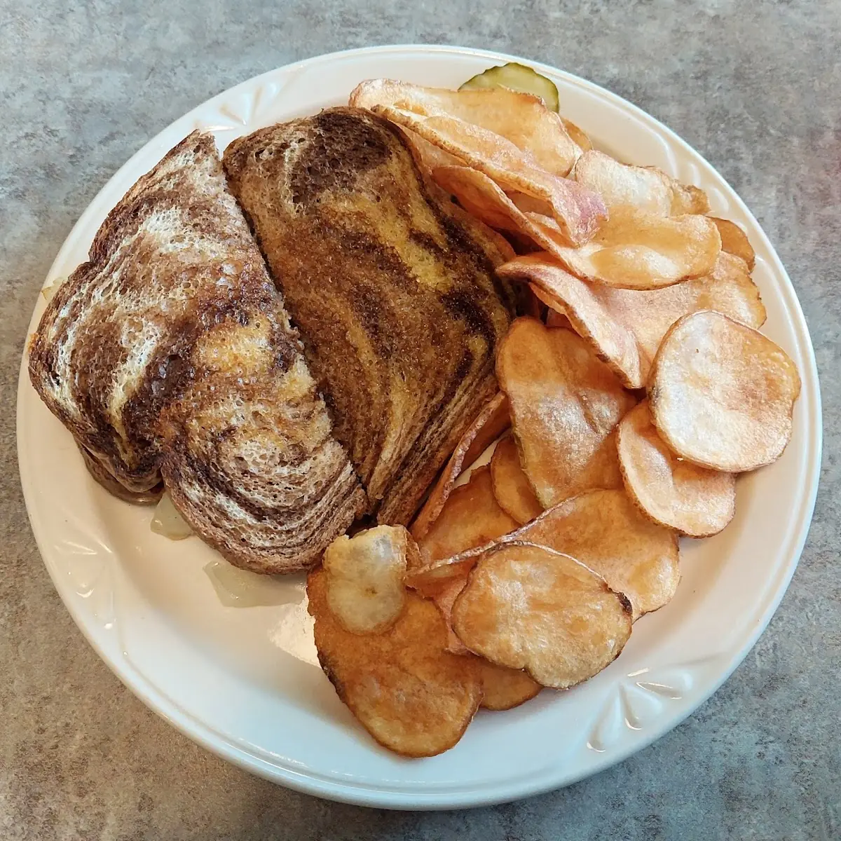 Patty Melt with Chips