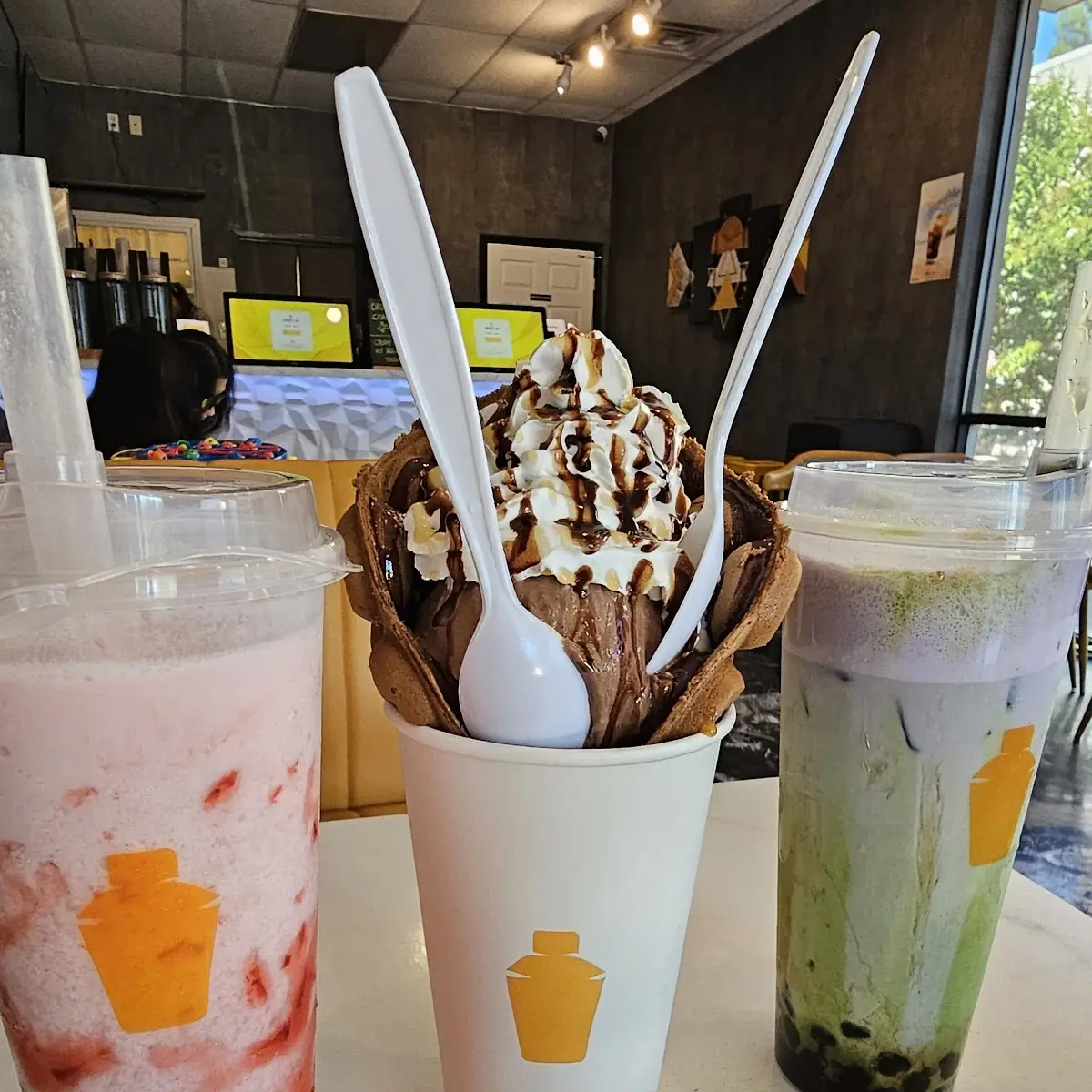 Pink Coco Bubble Waffle & Matcha