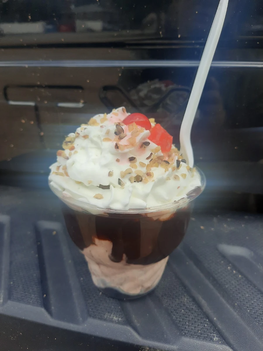 Hot Fudge Sundae