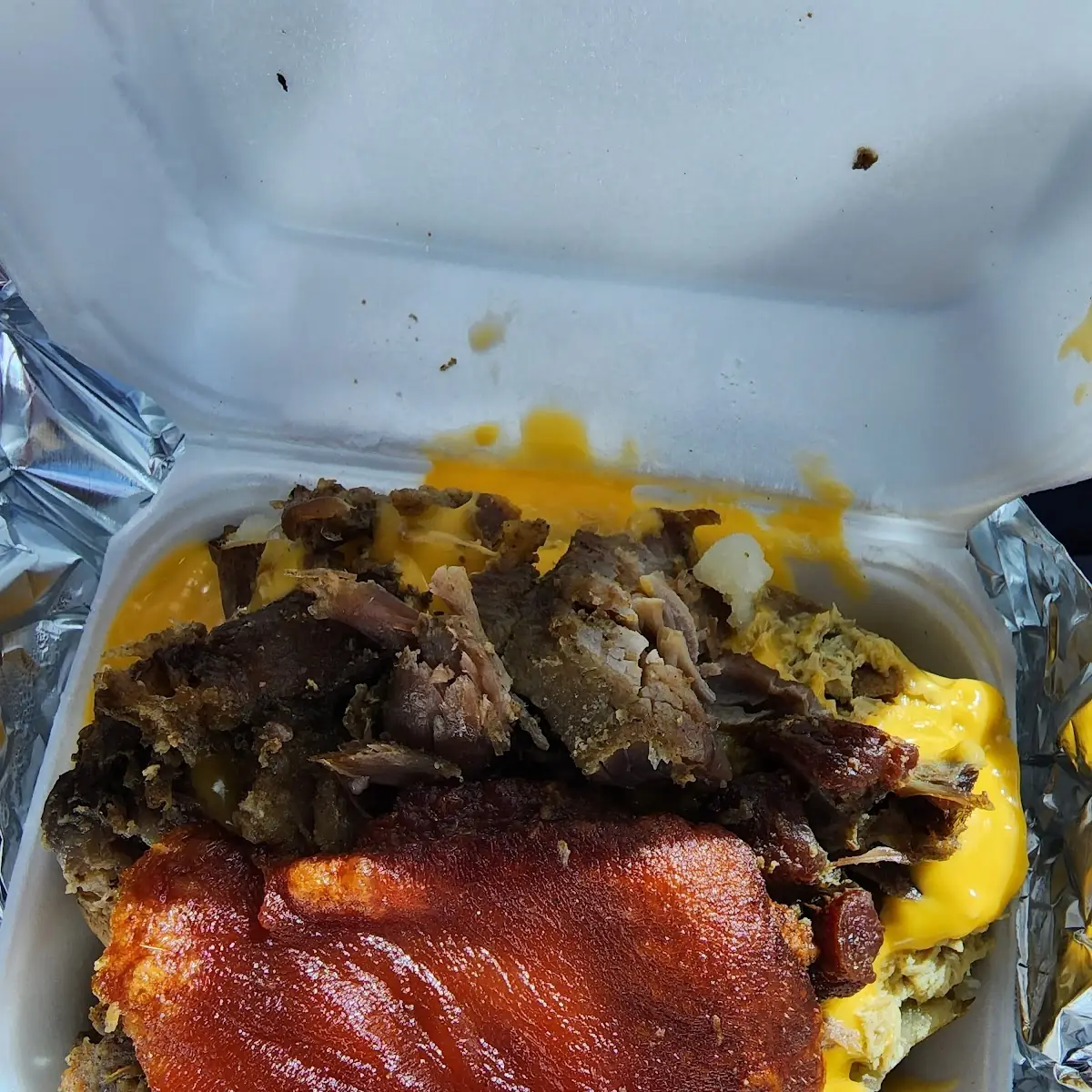 Papa Asada Con Pollo Pernil Y Queso