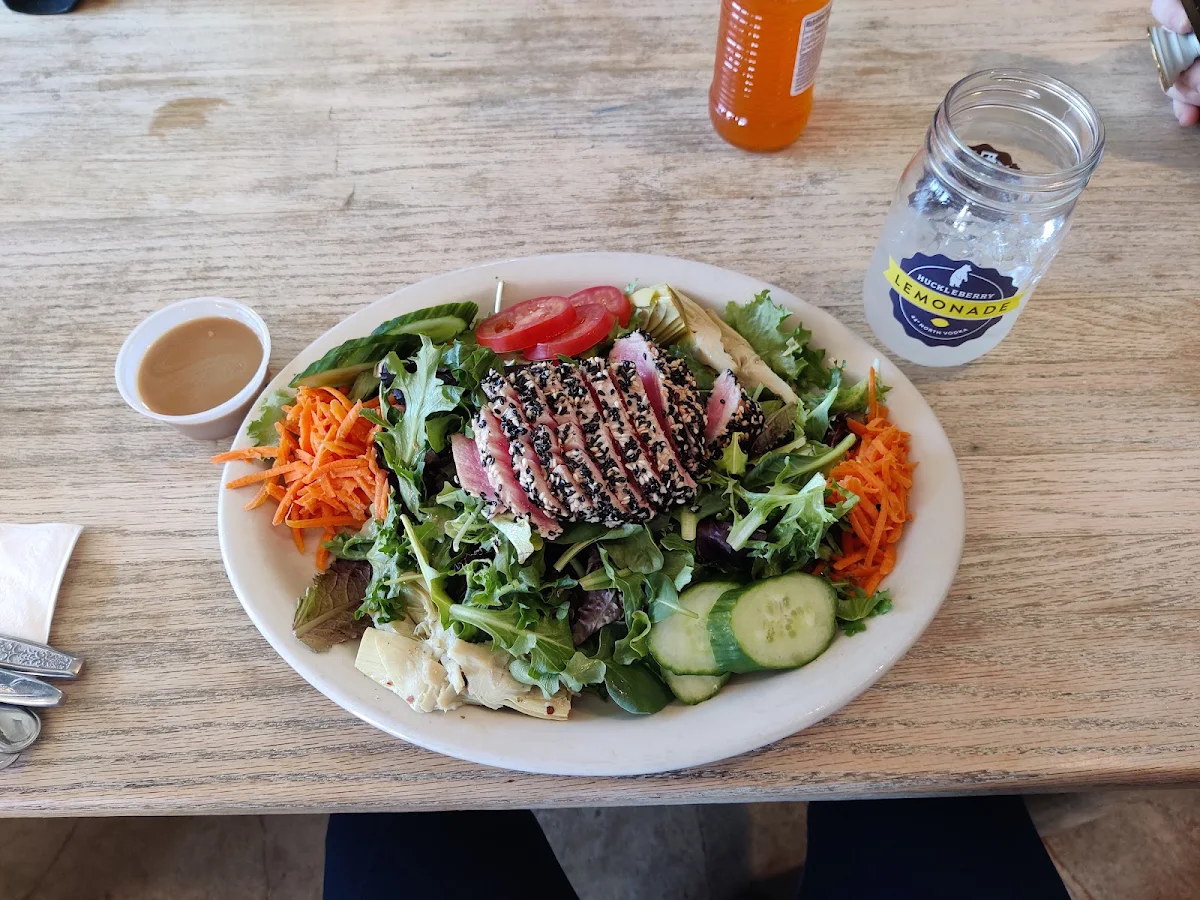 Ahi Tuna Salad