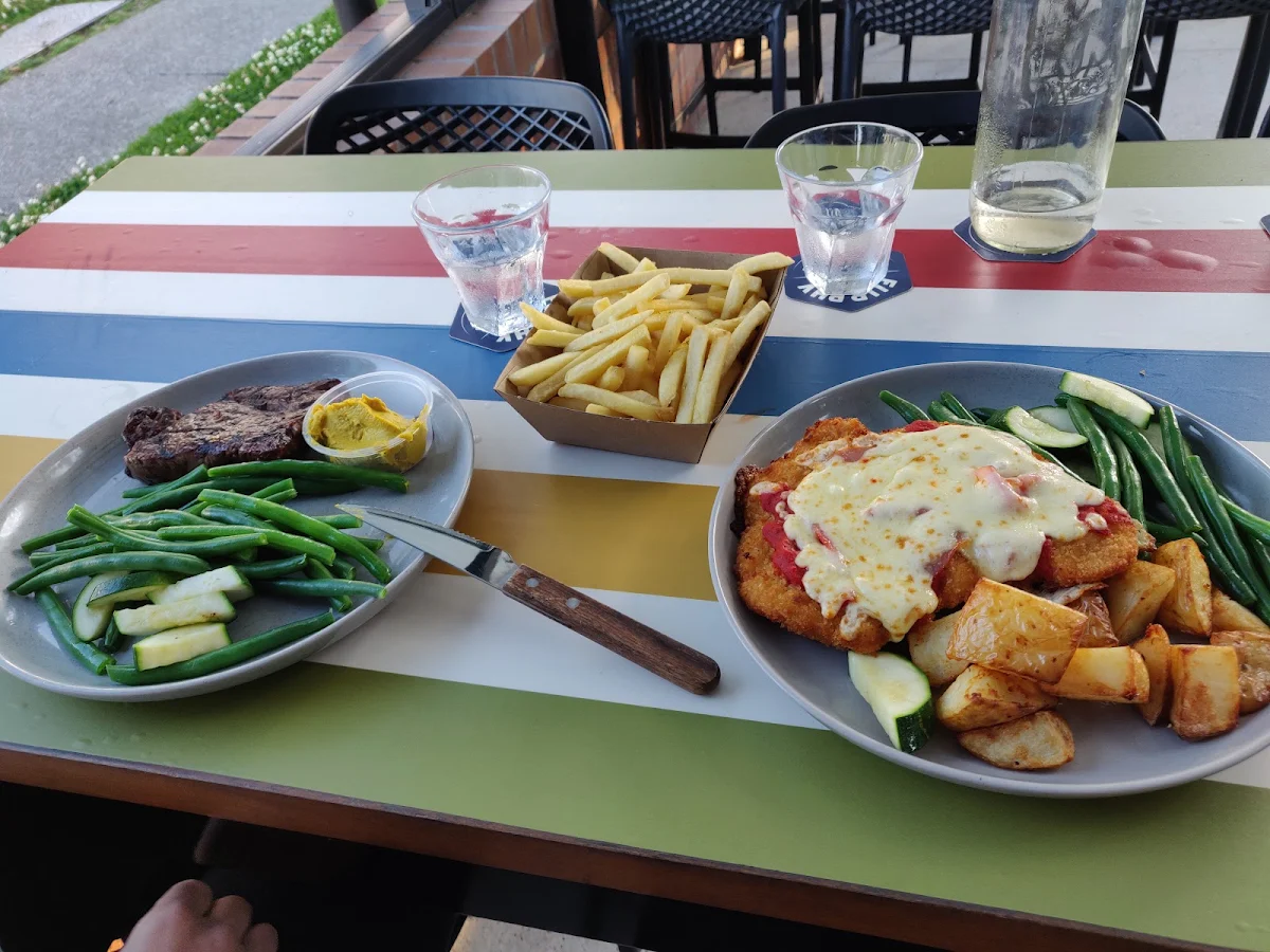 Chicken Parmigiana and Steak, Waterloo Bay Hotel