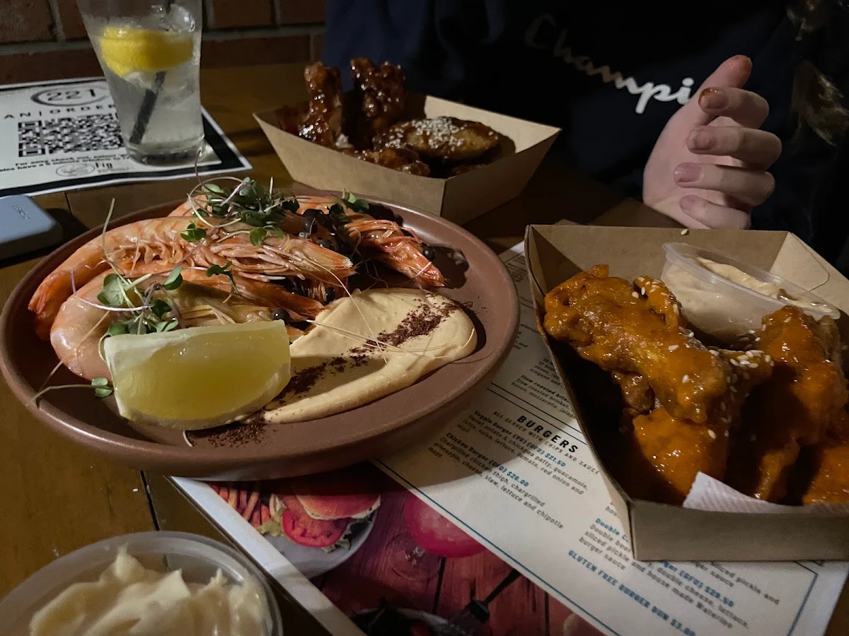 Local Prawns and 50 Cent Wings, Waterloo Bay Hotel