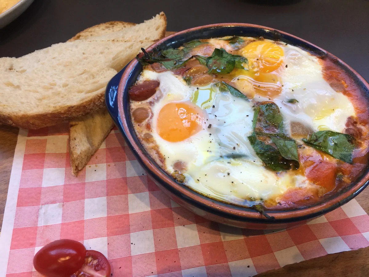 Mexican Baked Eggs the Classic, Dinoni Cafe