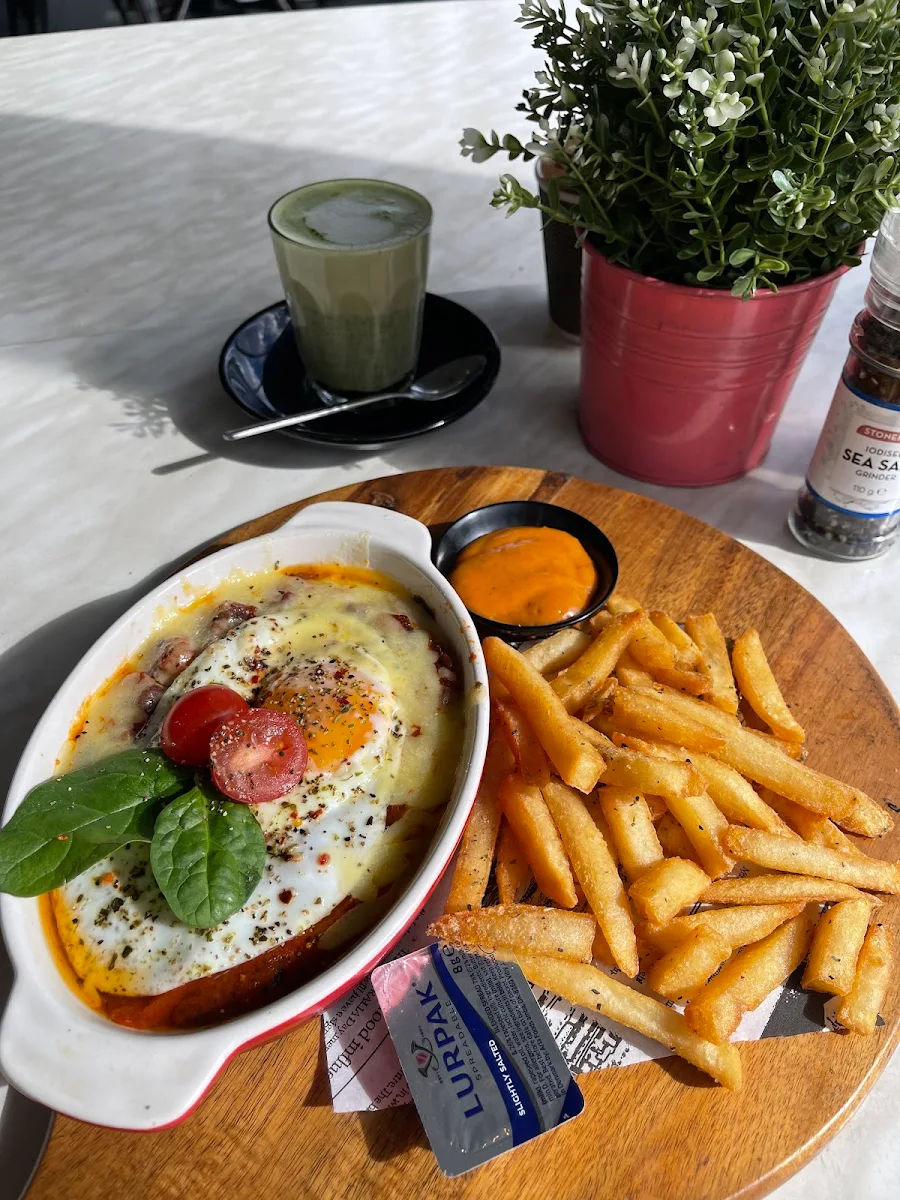 Vegan Brekkie the Classic, Dinoni Cafe