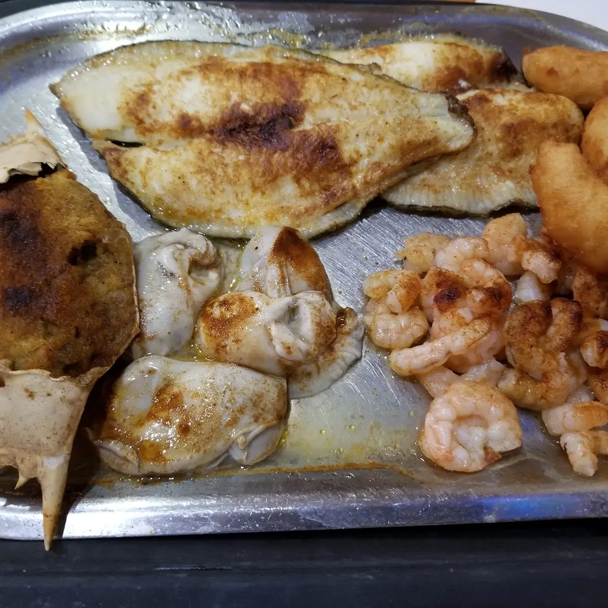 Broiled Seafood Platter
