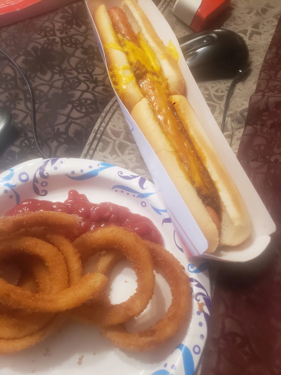ft Long Quarter Pounder Coney Combo