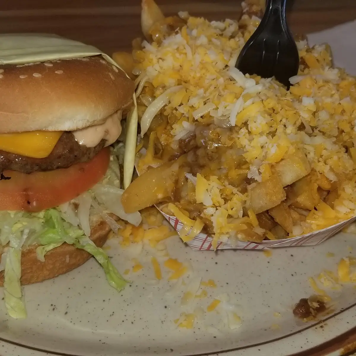 Cheeseburger and Chili Cheese Fries