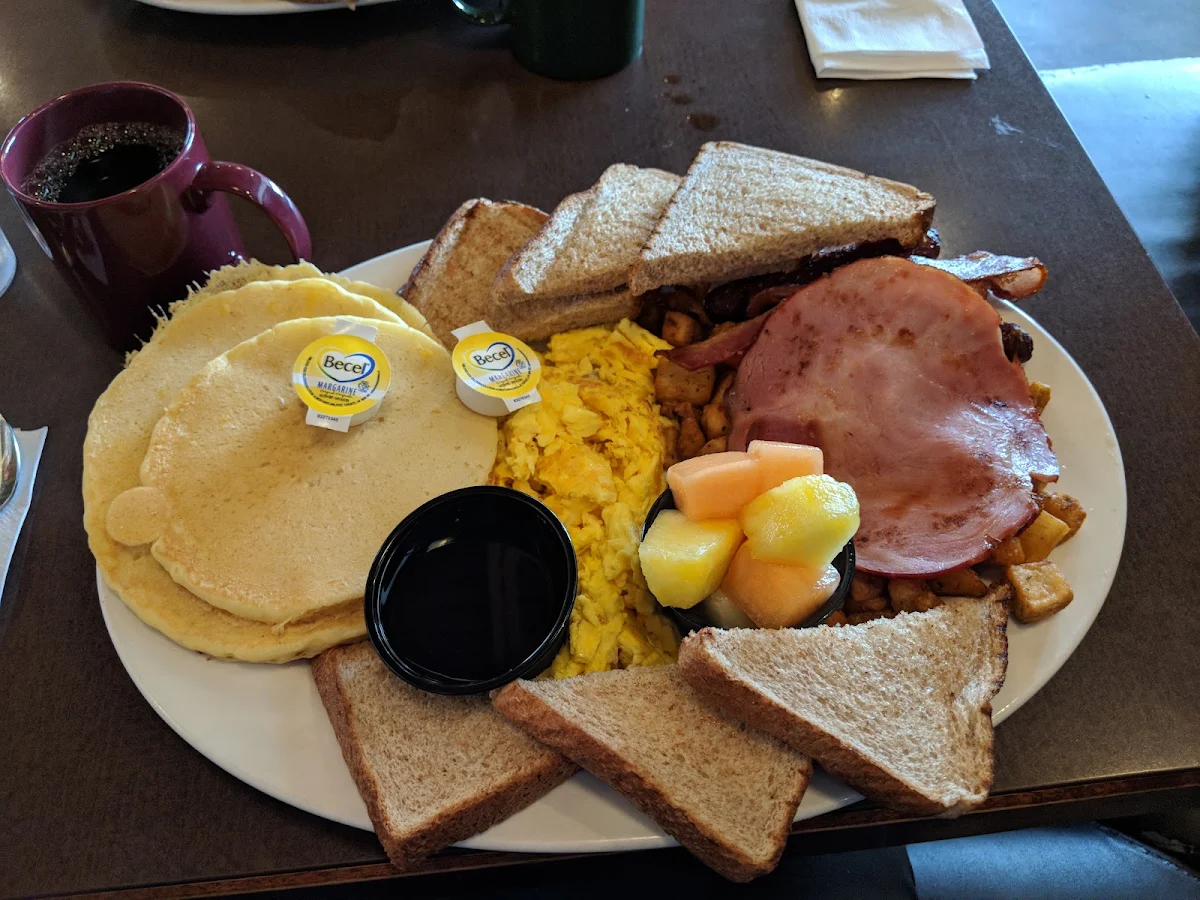 Smoked Meat Breakfast, Jonny Canuck's Bar & Grill