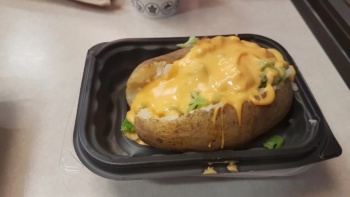 Mashed Potatoes with Gravy
