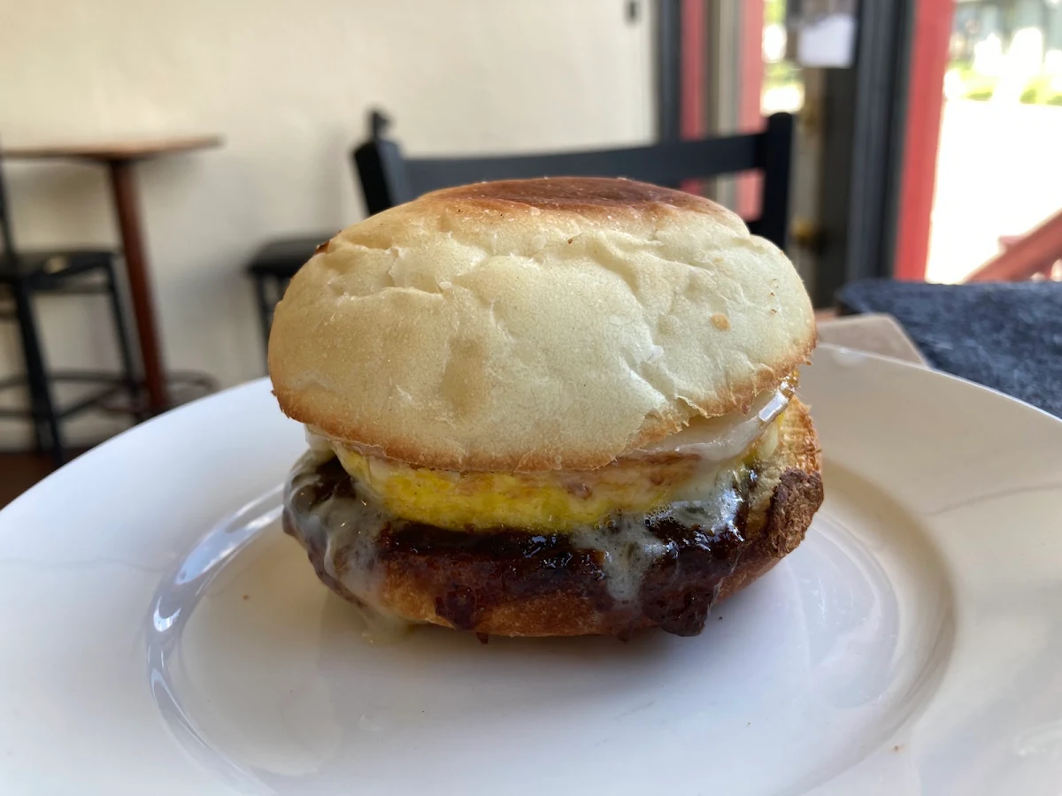 Egg Breakfast Sandwich