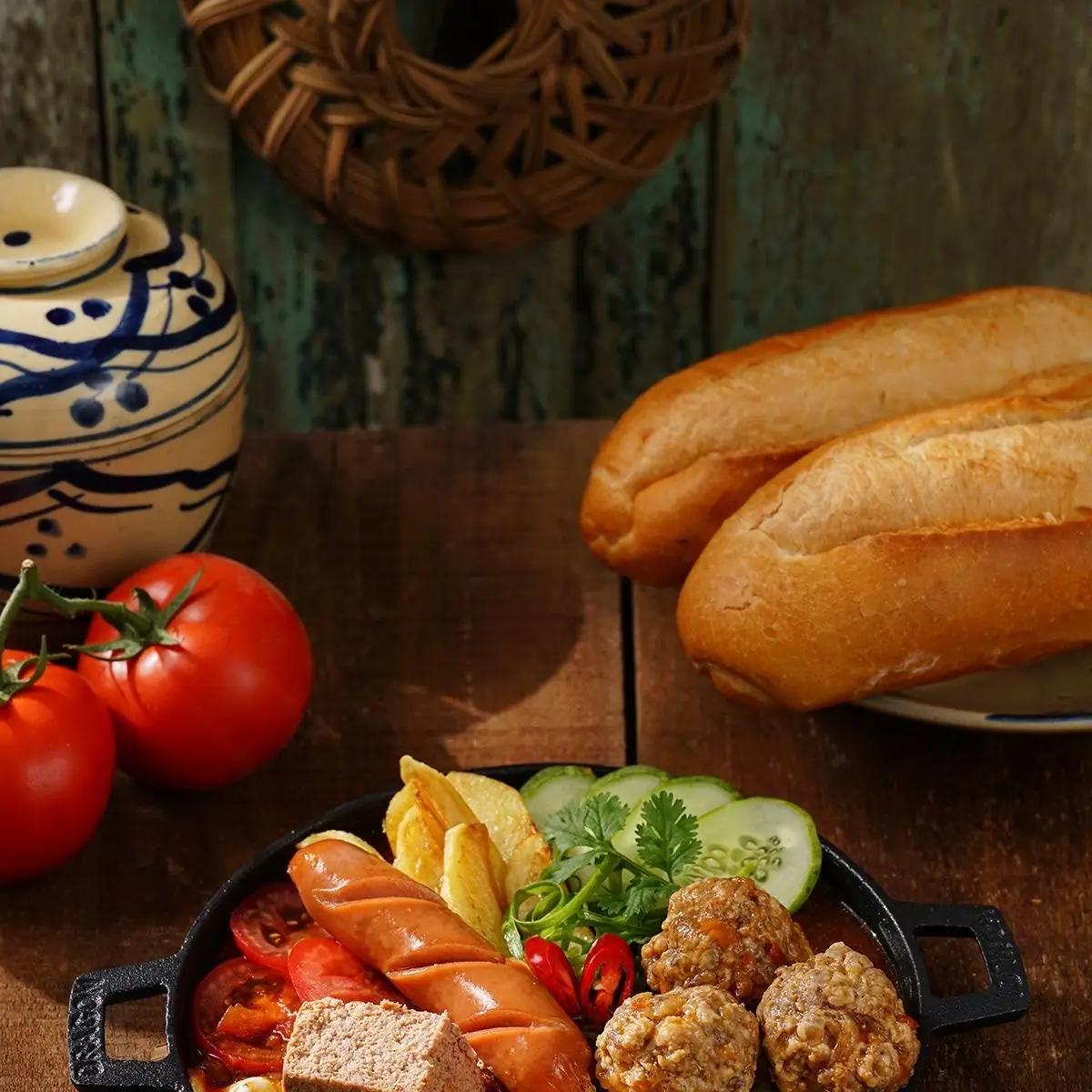 Sizzling Bo NE Banh MI