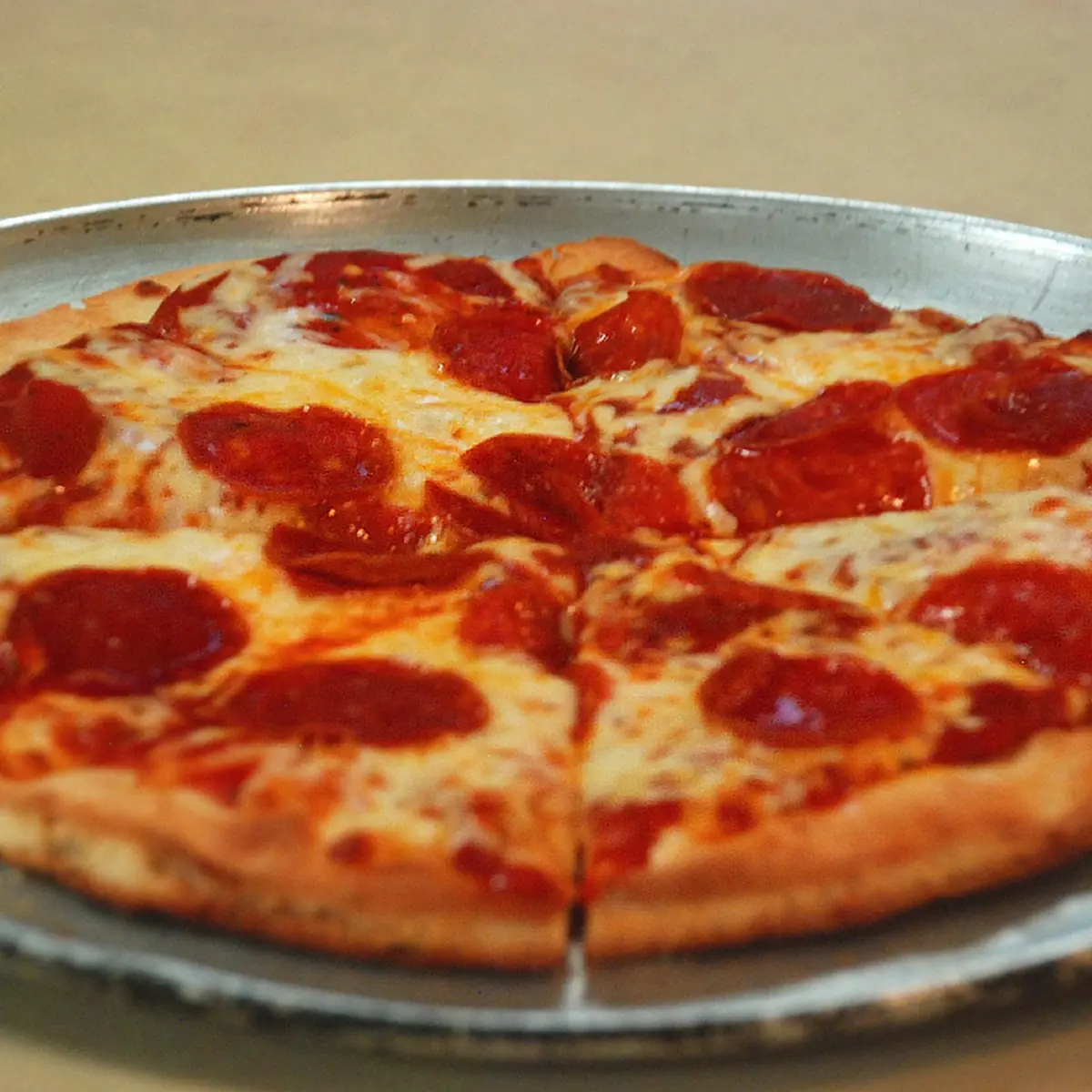 Mozzarella & Pepperoni Pizza Slice