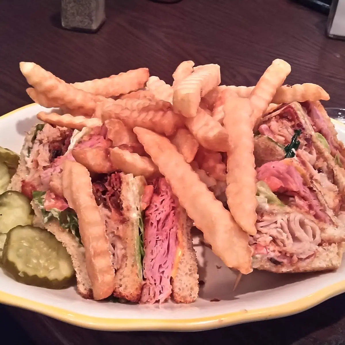 Deluxe Club Sandwich