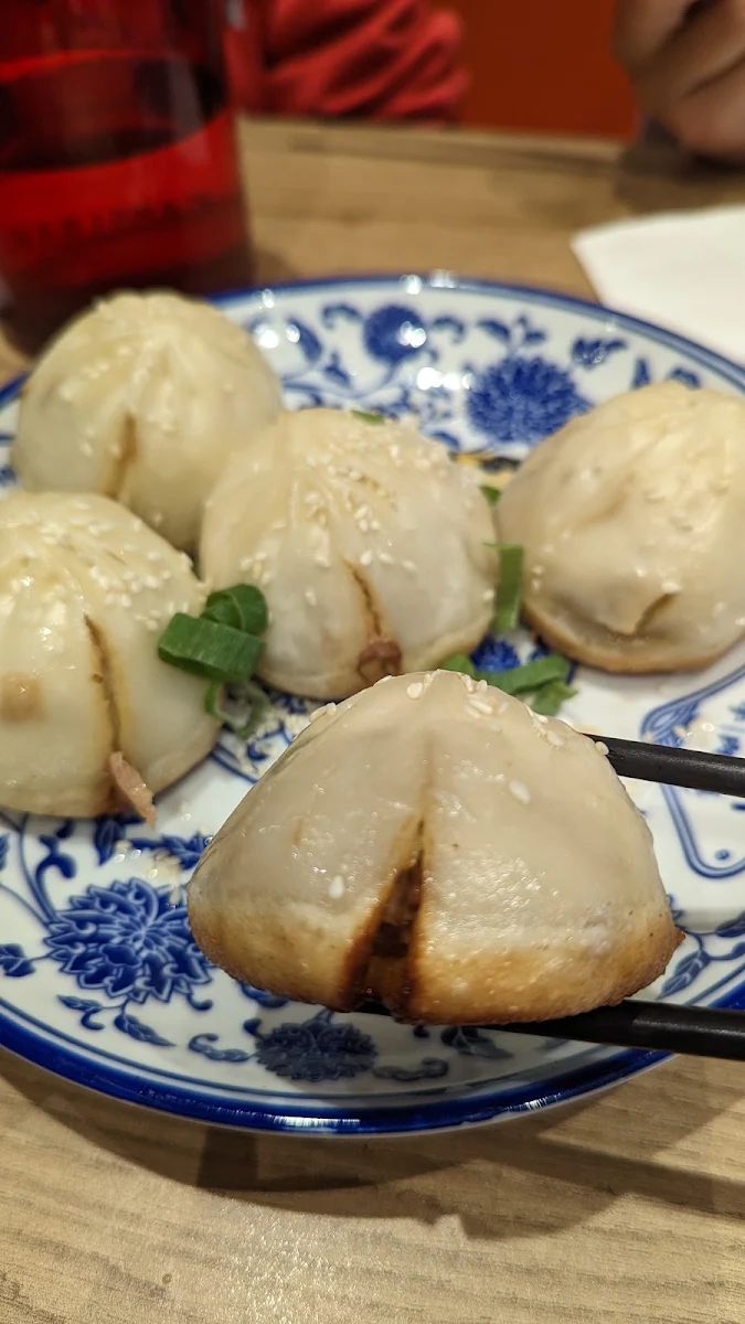 Traditional Fried Buns, 1919 Lanzhou Beef Noodle (Canberra)