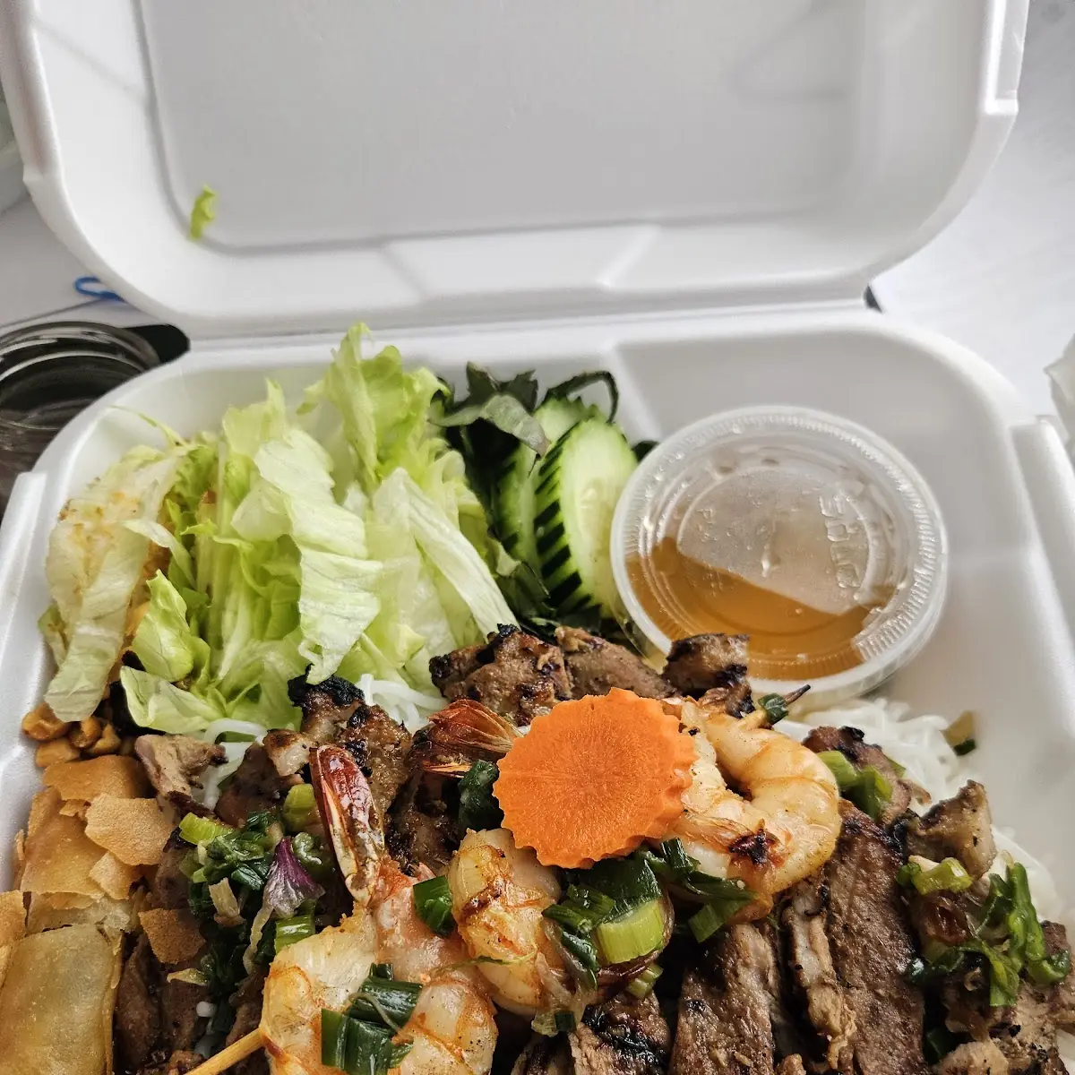 V7 - Crispy Crepe Battered Catfish Vermicelli / Bún Cá Chiên