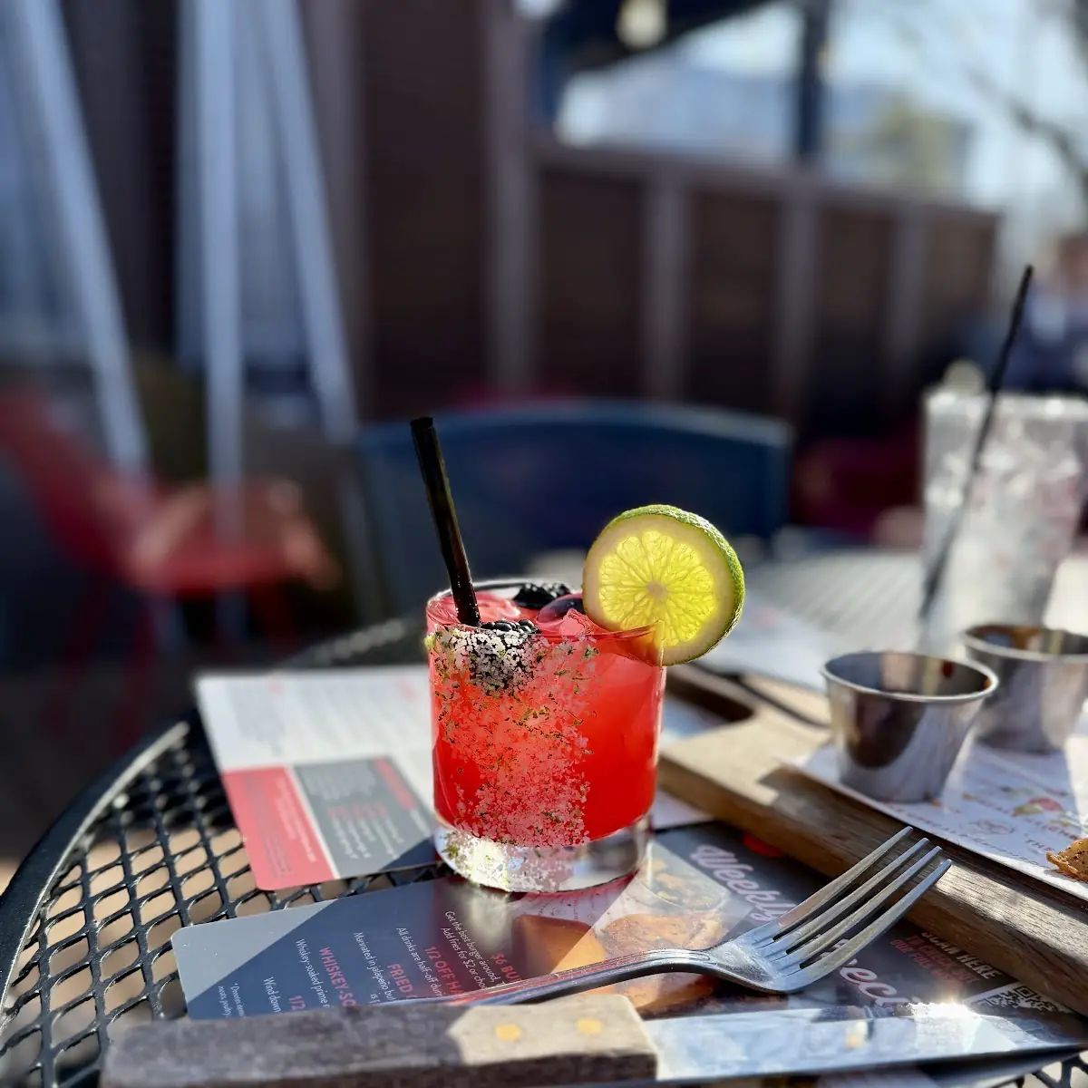 Strawberry Gin Fizz