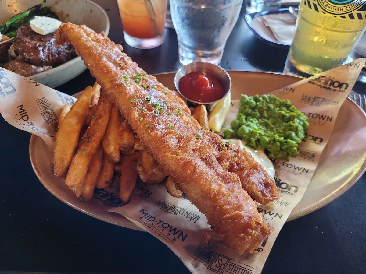 Fish and Chips Beer Battered Fries