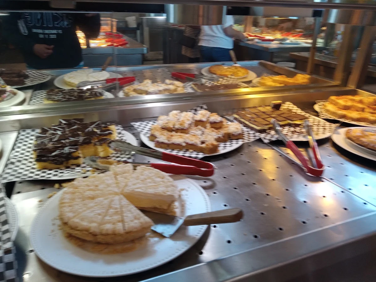 More Desserts, Jade Buffet Of China