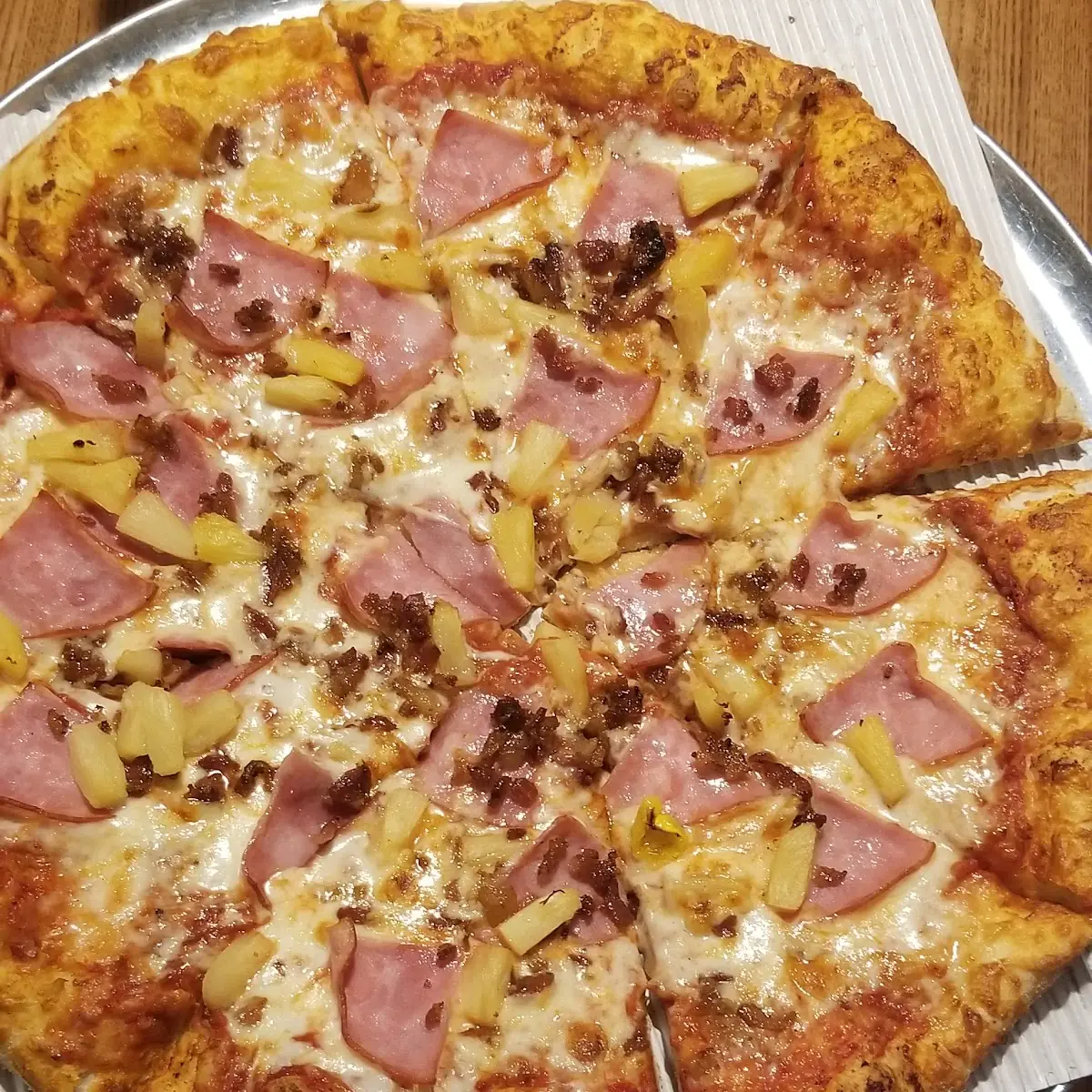 Hawaiian Pizza