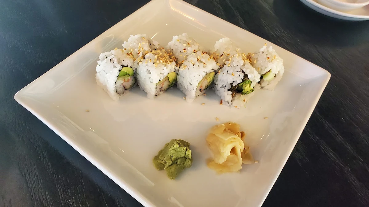 Vegetable Egg Roll (1)