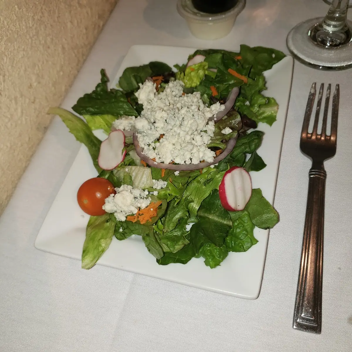 Dinner Salad with Blue Cheese Crumbles