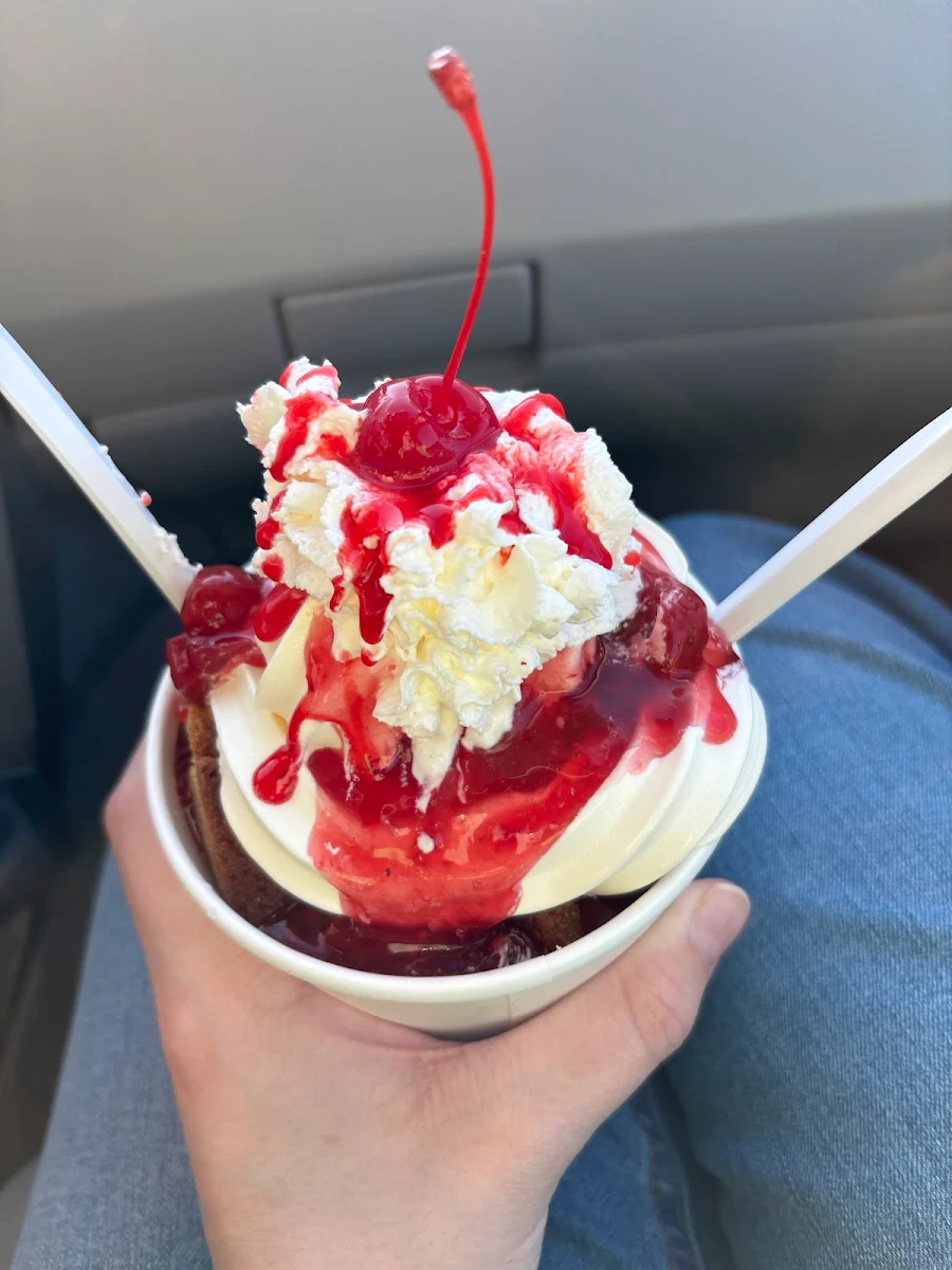 Strawberry Sundae