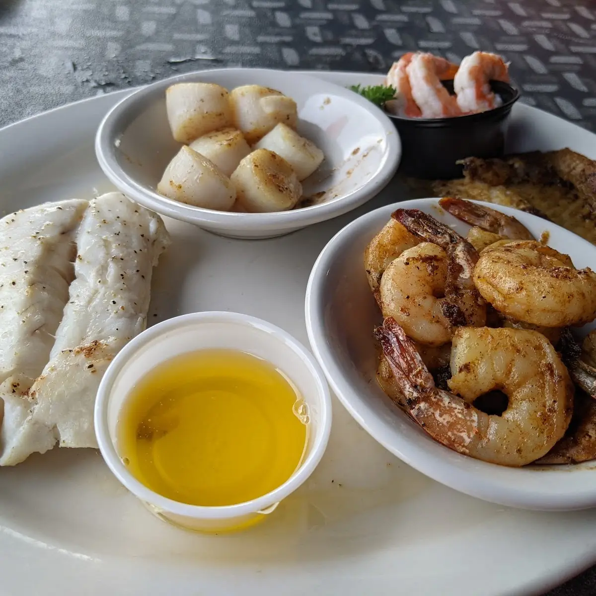 Broiled Seafood Platter Combo