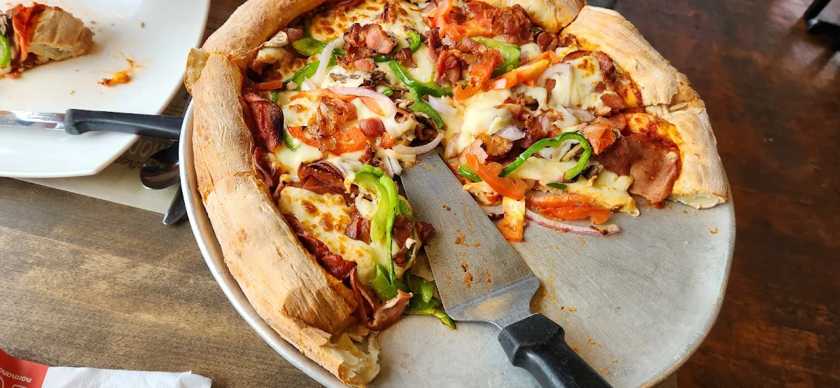 Pizza Suprême Supreme Pizza
