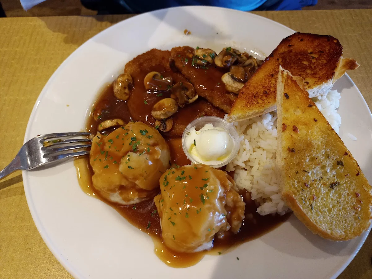 Breaded Veal Cutlet with Fries, Smitty's Restaurant & Lounge - Cranbrook