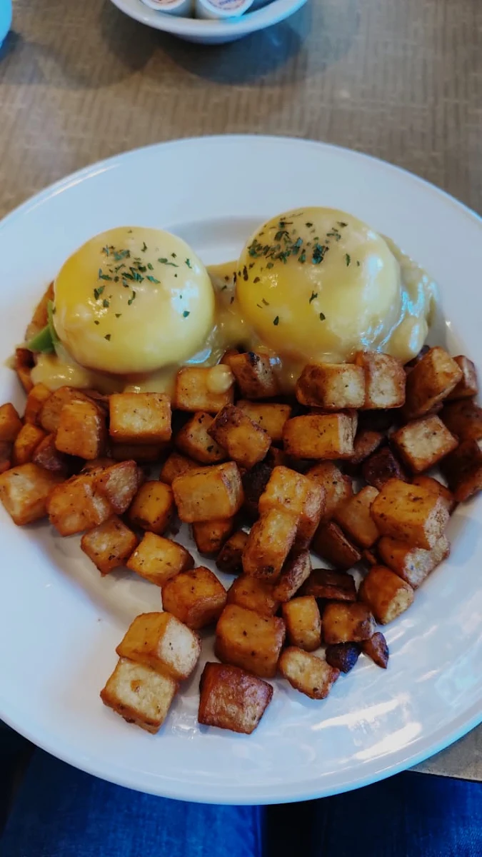 Breakfast Poutine, Smitty's Restaurant & Lounge - Cranbrook