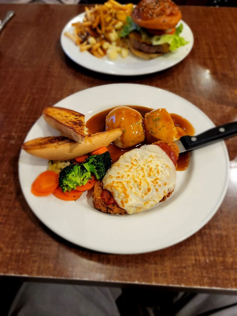 Chicken Parmigiana with Mashed Potatoes, Smitty's Restaurant & Lounge - Cranbrook