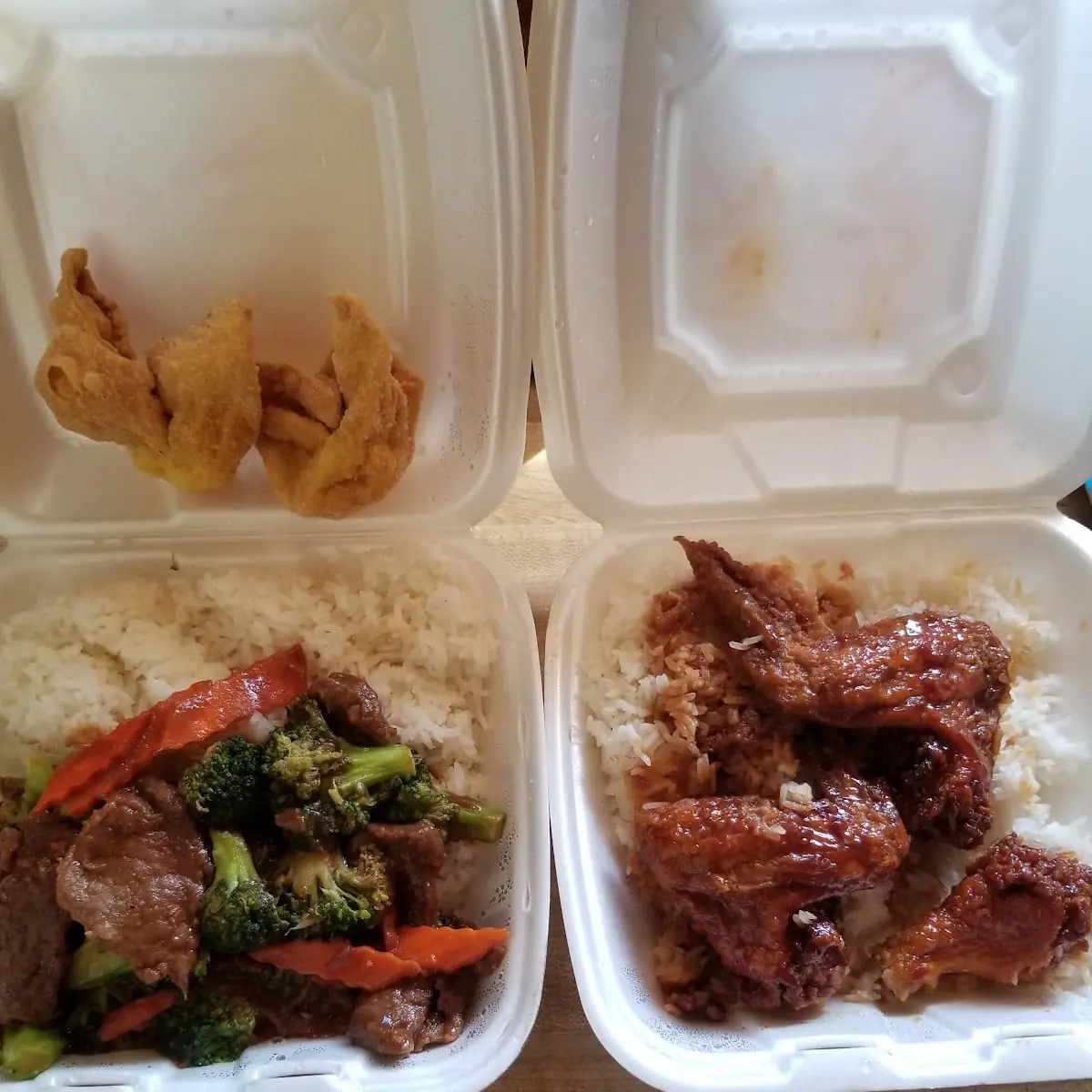 Steamed Rice Crab Rangoon