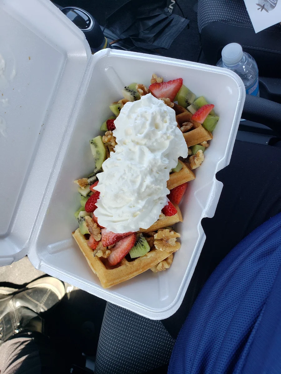 Waffle with Fruit Salad