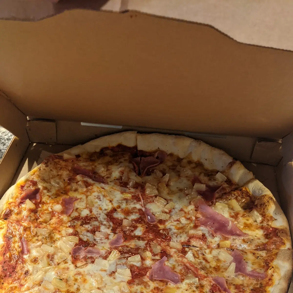 Hawaiian Pizza