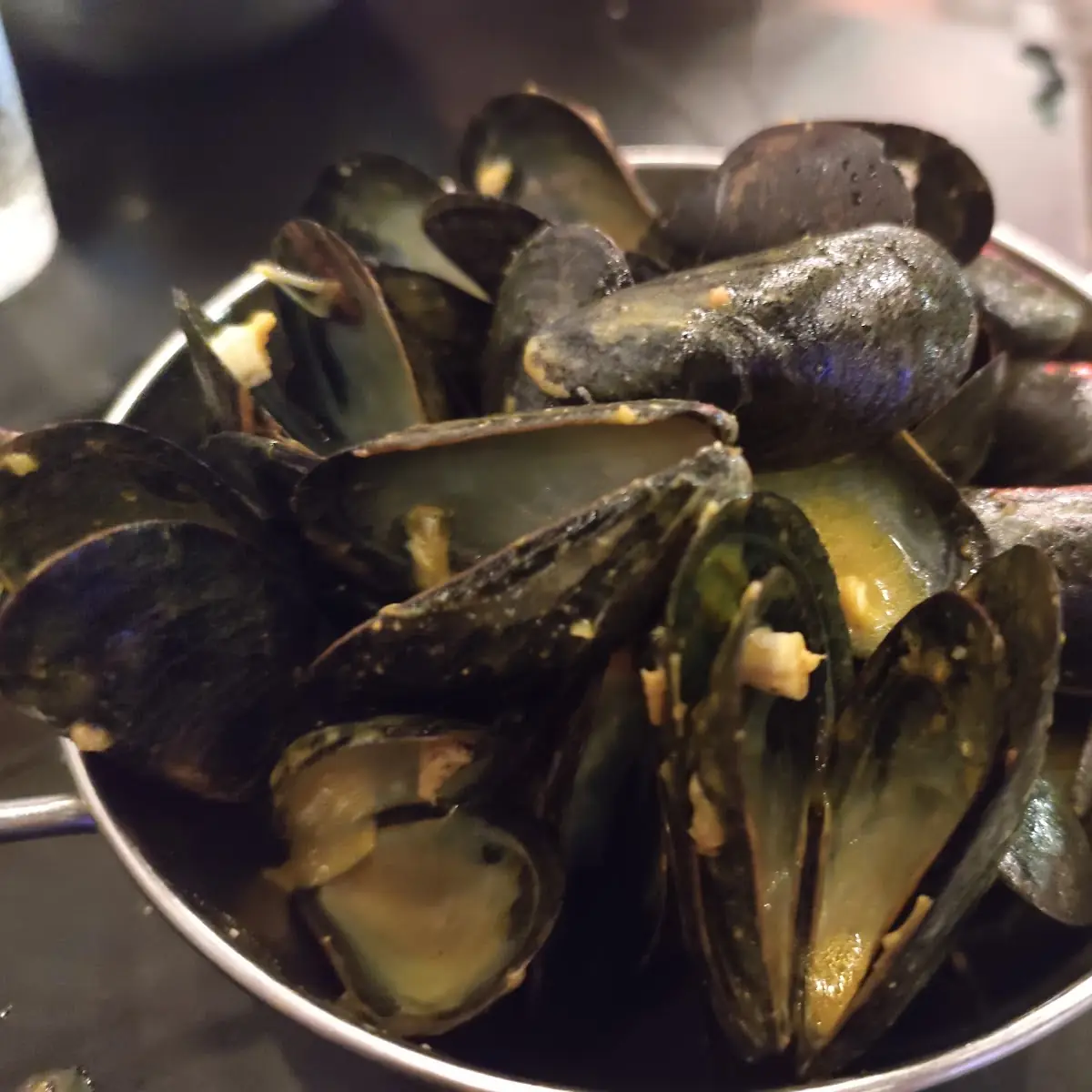 Beer Steamed Mussels